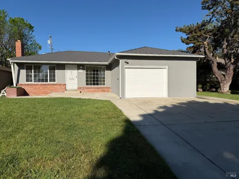 138 Gardiner Way