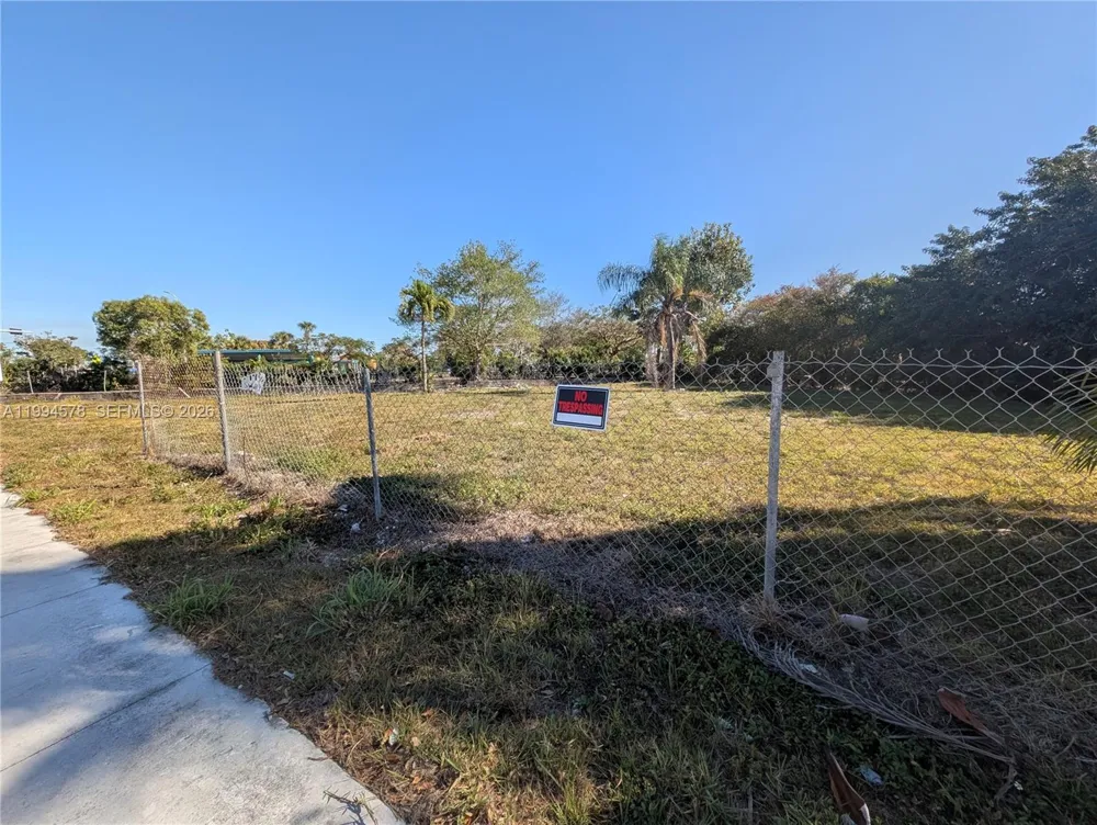 14490 SW 264th St Homestead, FL 33032