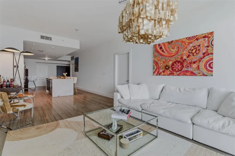 900 Biscayne Blvd #4308 Miami, FL 33132