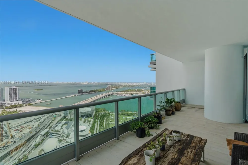 900 Biscayne Blvd #4308 Miami, FL 33132