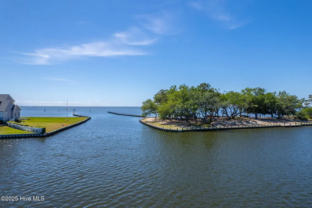 106 William Tryon Court Kill Devil Hills, NC 27948