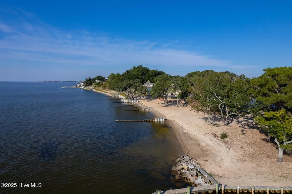 106 William Tryon Court Kill Devil Hills, NC 27948