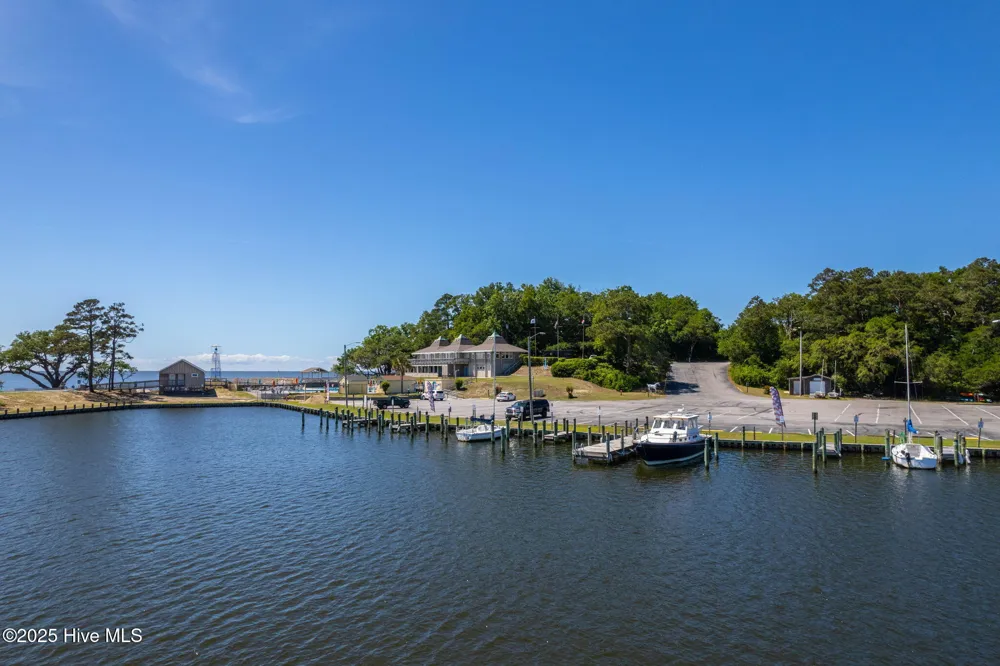 106 William Tryon Court Kill Devil Hills, NC 27948