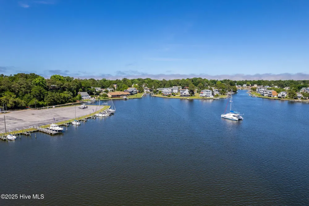 106 William Tryon Court Kill Devil Hills, NC 27948