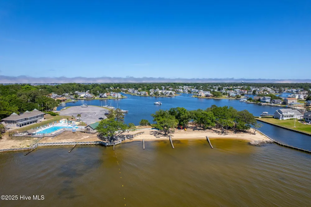 106 William Tryon Court Kill Devil Hills, NC 27948