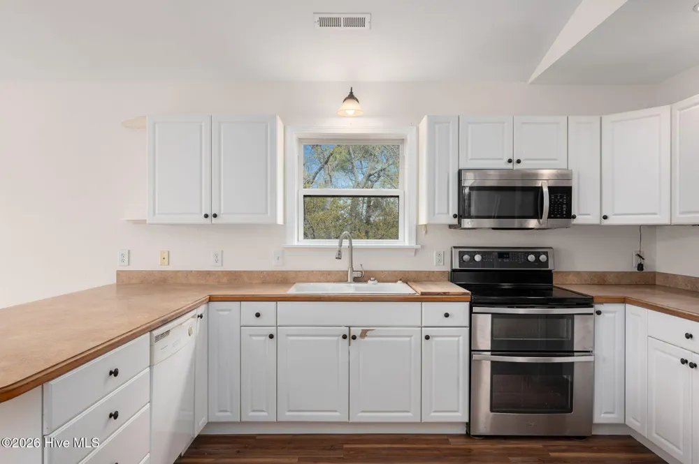 106 William Tryon Court Kill Devil Hills, NC 27948