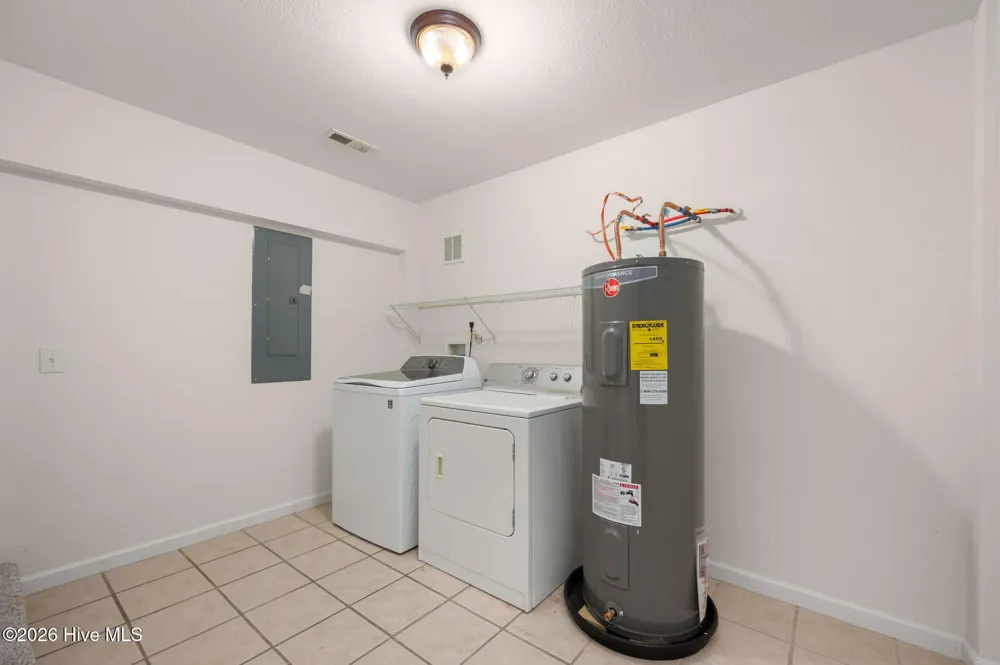 106 William Tryon Court Kill Devil Hills, NC 27948