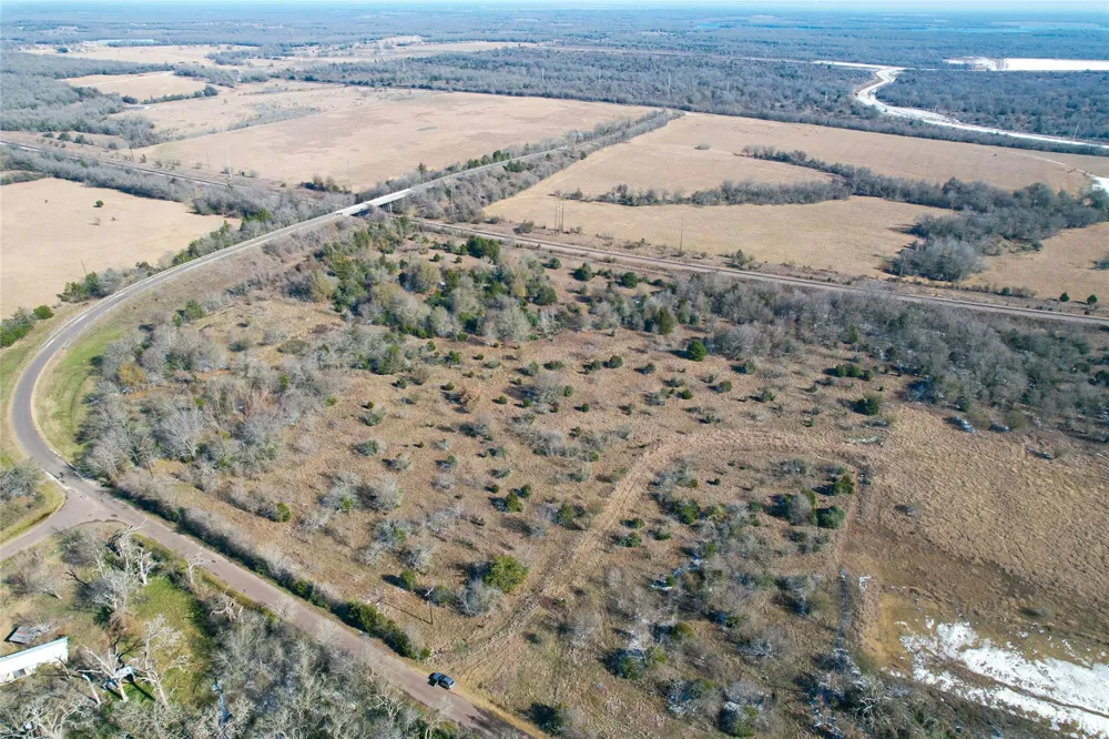 2 Prairie Groove Road Bremond, TX 76629