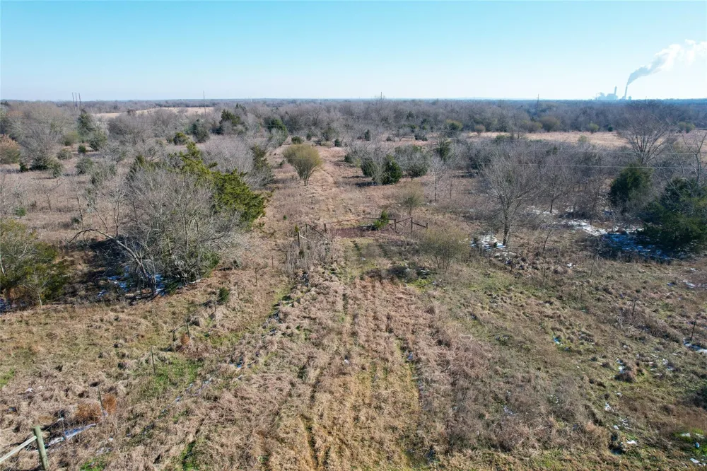 2 Prairie Groove Road Bremond, TX 76629