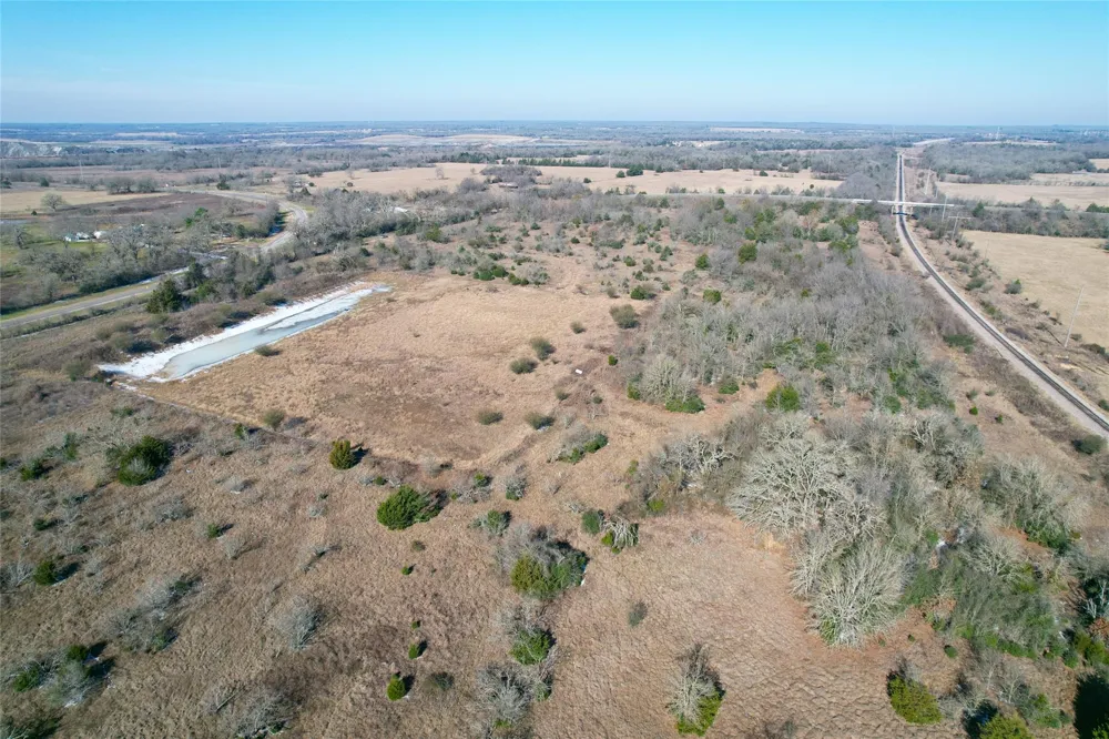 2 Prairie Groove Road Bremond, TX 76629