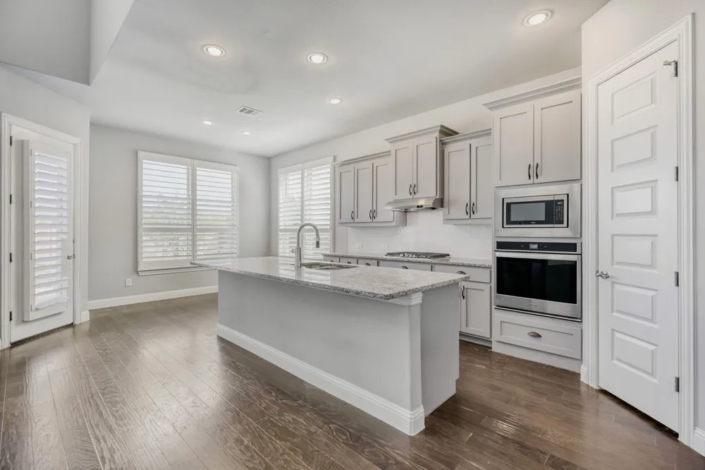 7313 Clear Rapids Drive McKinney, TX 75071