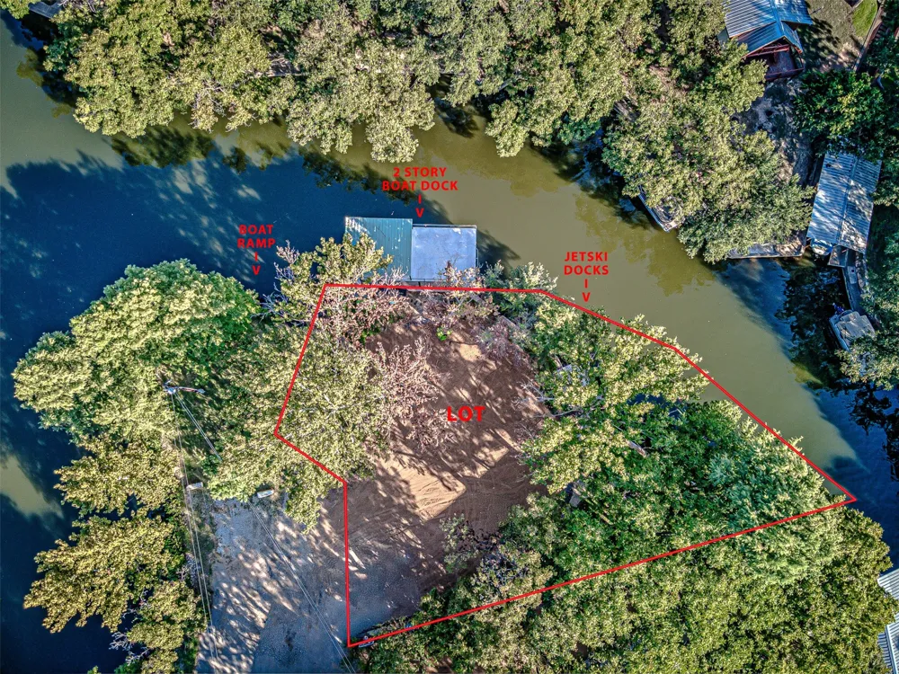 1336 S Lakeside Drive Burnet, TX 78611