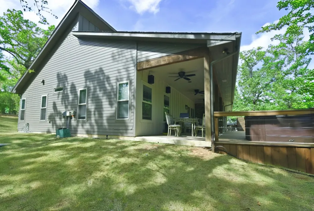 120 County Road 1787 Yantis, TX 75497