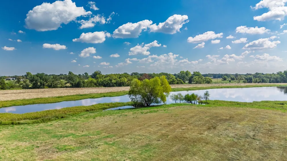 31 Texas Highway 19 S Brashear, TX 75420