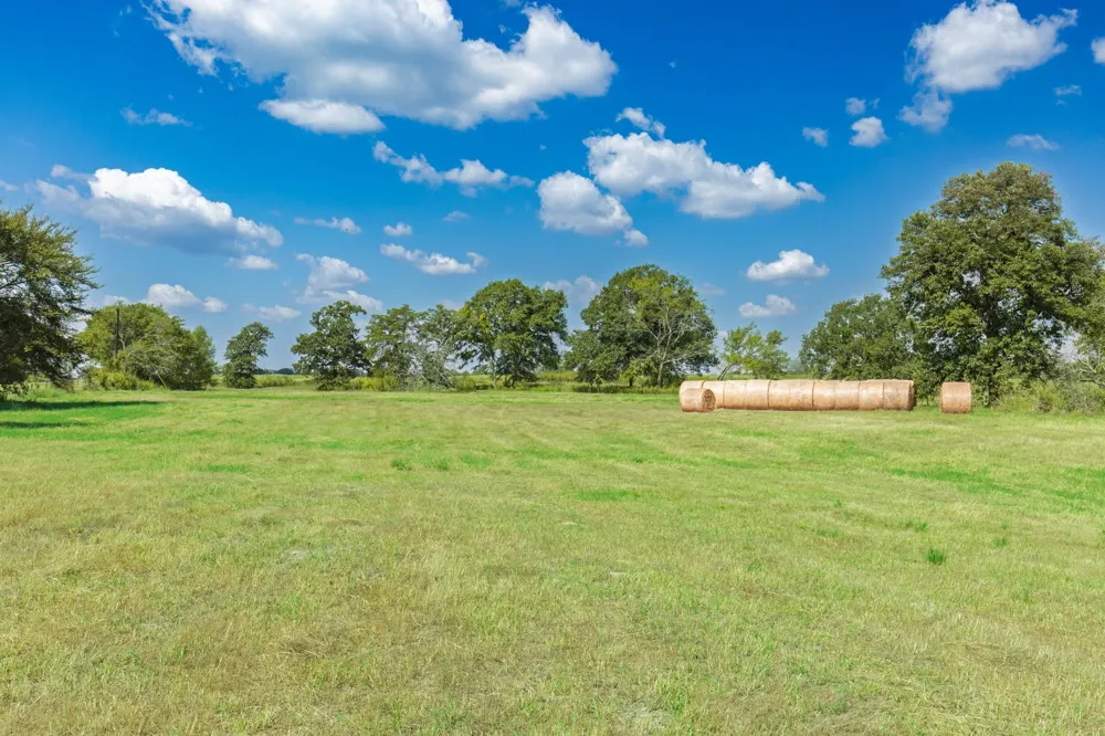 31 Texas Highway 19 S Brashear, TX 75420