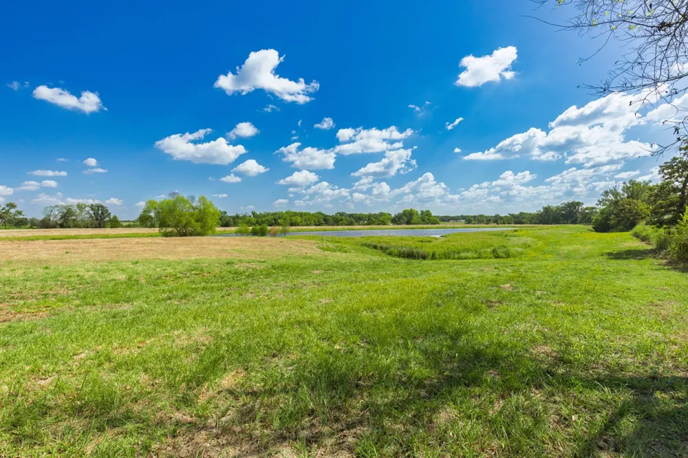 31 Texas Highway 19 S Brashear, TX 75420