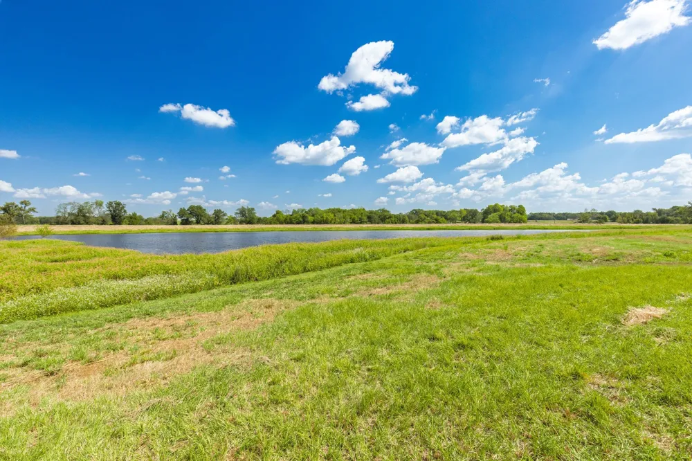 31 Texas Highway 19 S Brashear, TX 75420