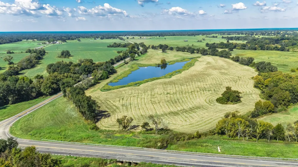 31 Texas Highway 19 S Brashear, TX 75420