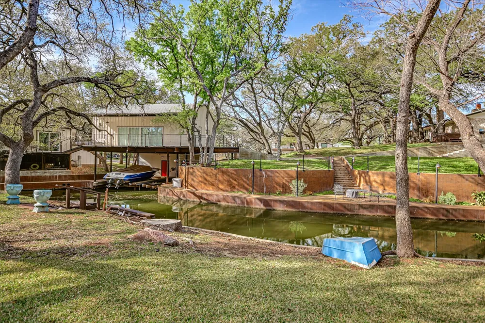 611 Thurman Circle Kingsland, TX 78639