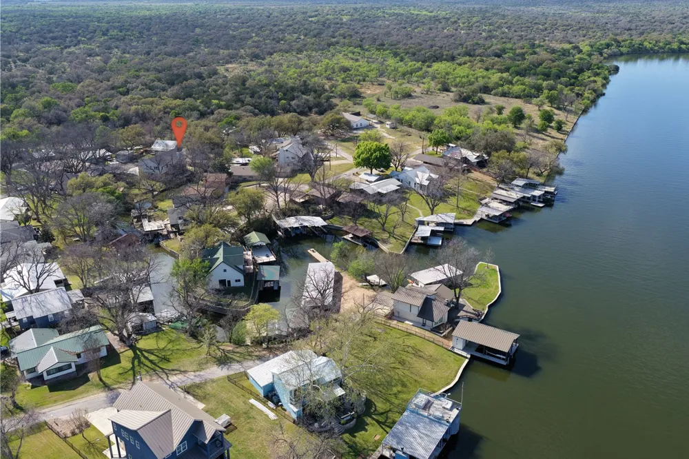 611 Thurman Circle Kingsland, TX 78639