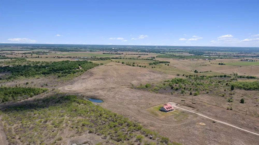 1167 County Road 427 Thrall, TX 76578