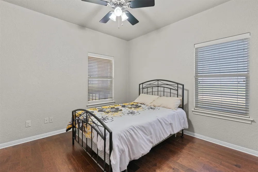 1167 County Road 427 Thrall, TX 76578