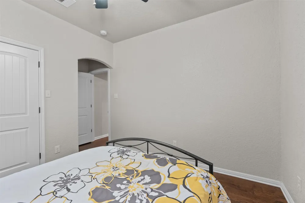 1167 County Road 427 Thrall, TX 76578