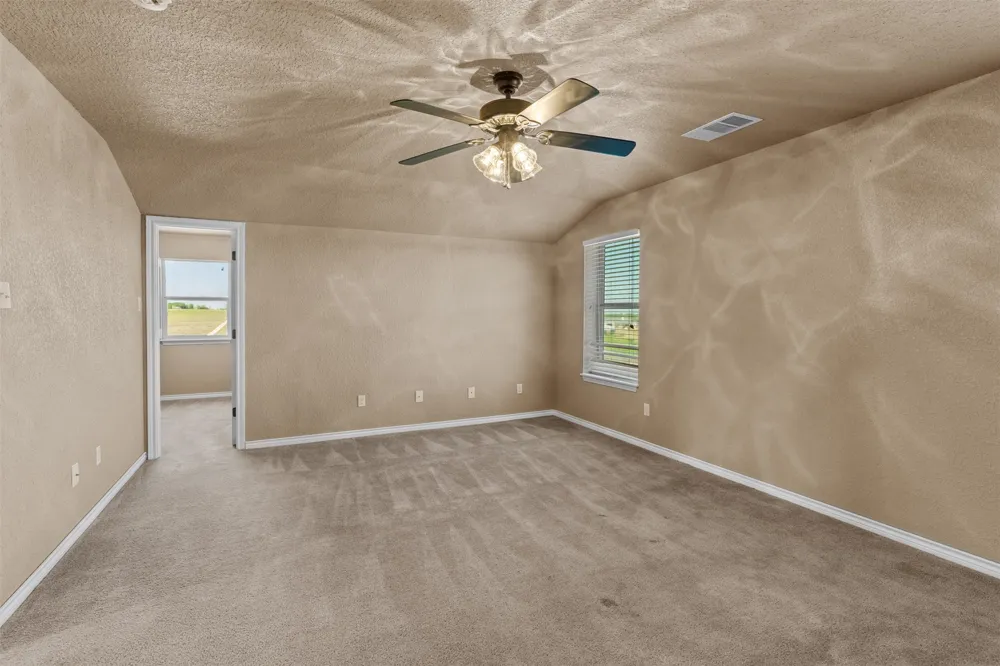 1167 County Road 427 Thrall, TX 76578