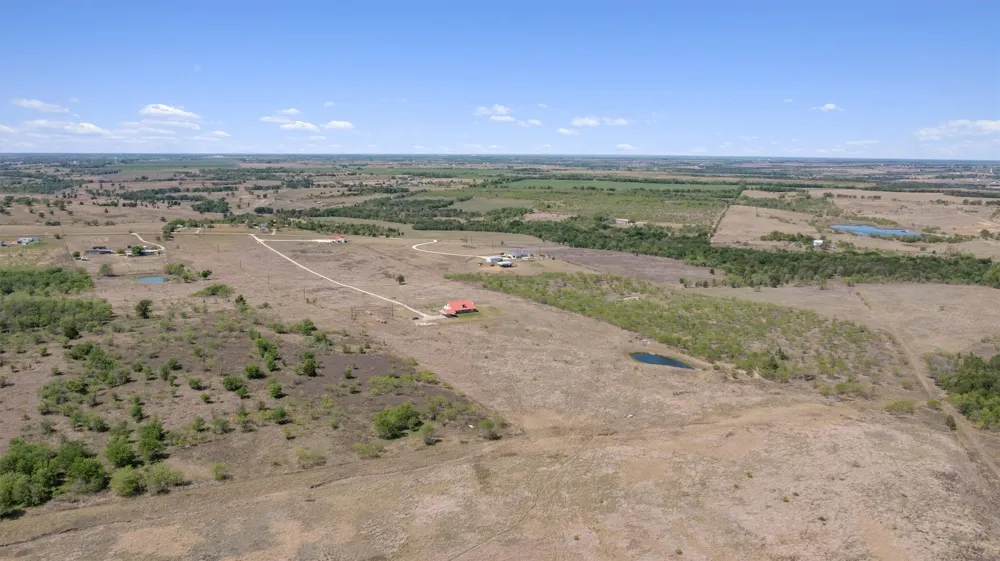 1167 County Road 427 Thrall, TX 76578