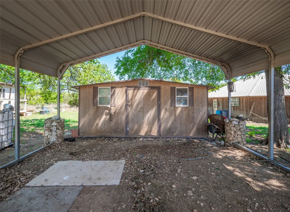 21500 Firefly Road Florence, TX 76527