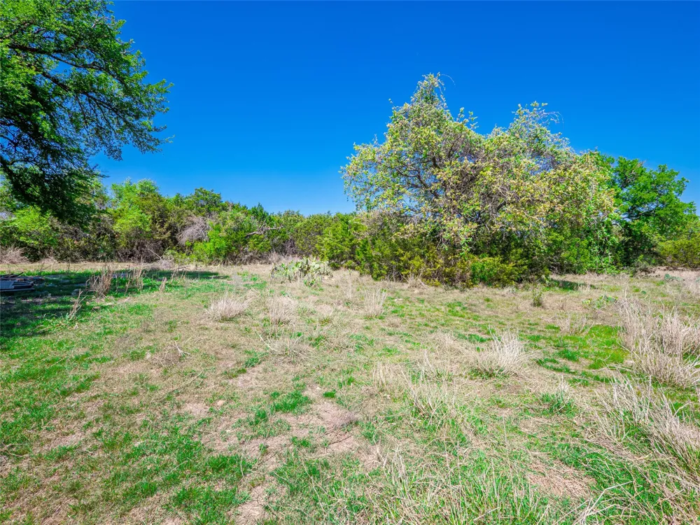 21500 Firefly Road Florence, TX 76527