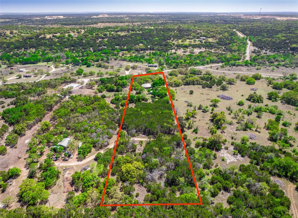 21500 Firefly Road Florence, TX 76527