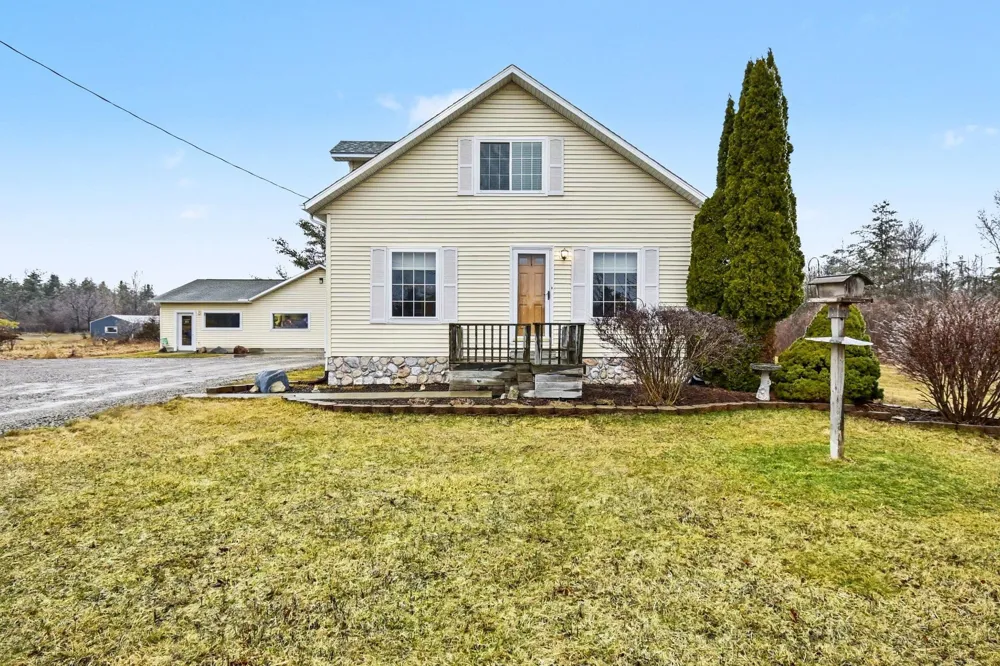 1400 W M-55 Tawas Township, MI 48763