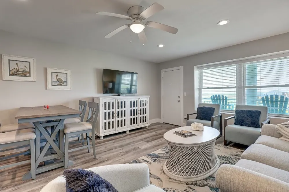 1107 S 11th Street #52 Port Aransas, TX 78373