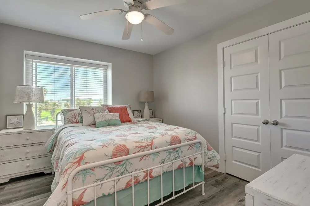 1107 S 11th Street #52 Port Aransas, TX 78373