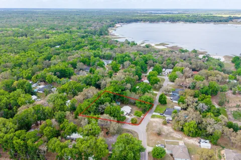 102 SWANS NEST CIRCLE