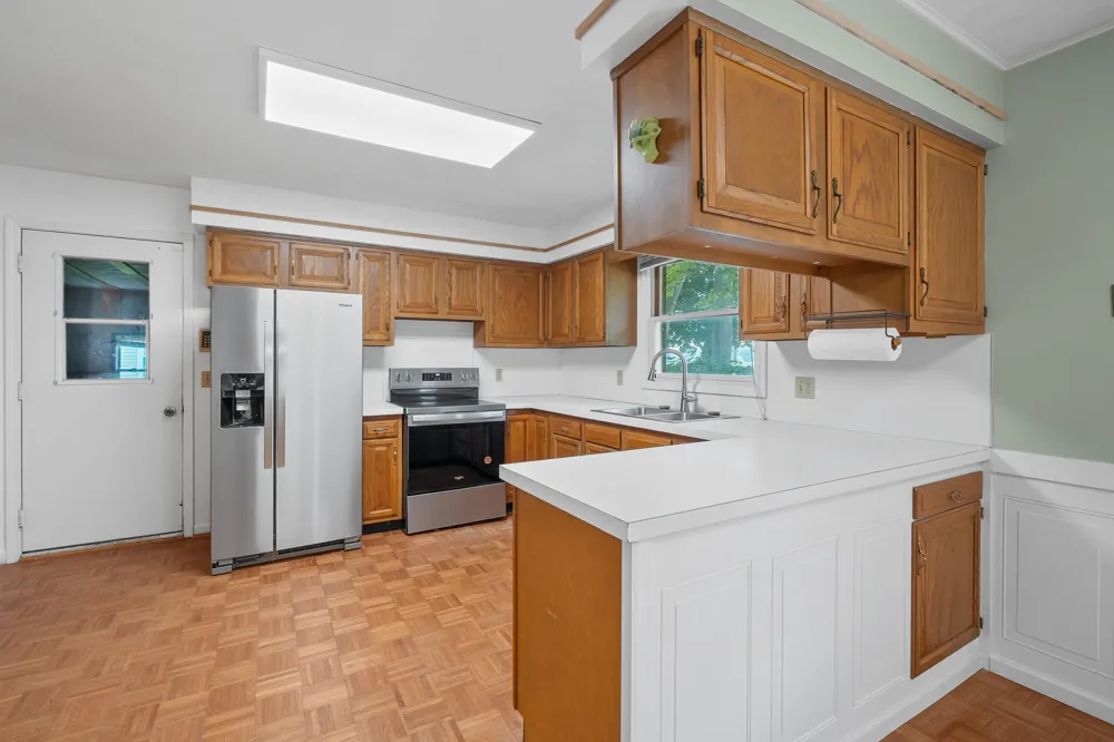 8218 37th Street Richland, MI 49083