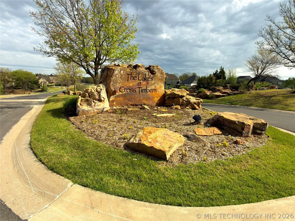 590 Creekside Drive Sapulpa, OK 74066