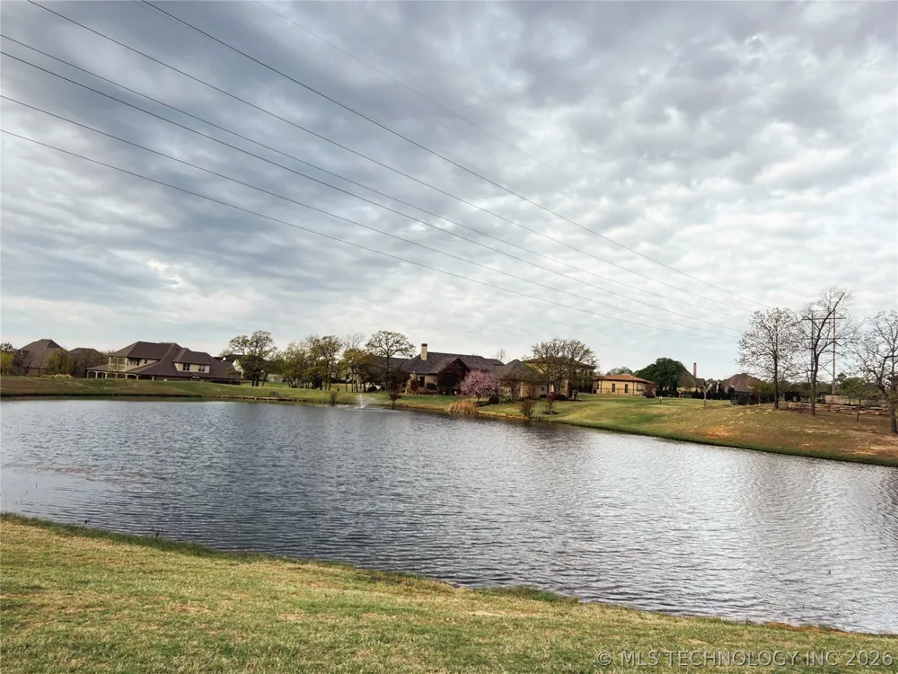 590 Creekside Drive Sapulpa, OK 74066