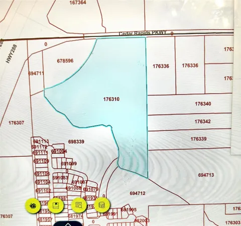 Cedar Rapids Pkwy And Hwy 288 Land