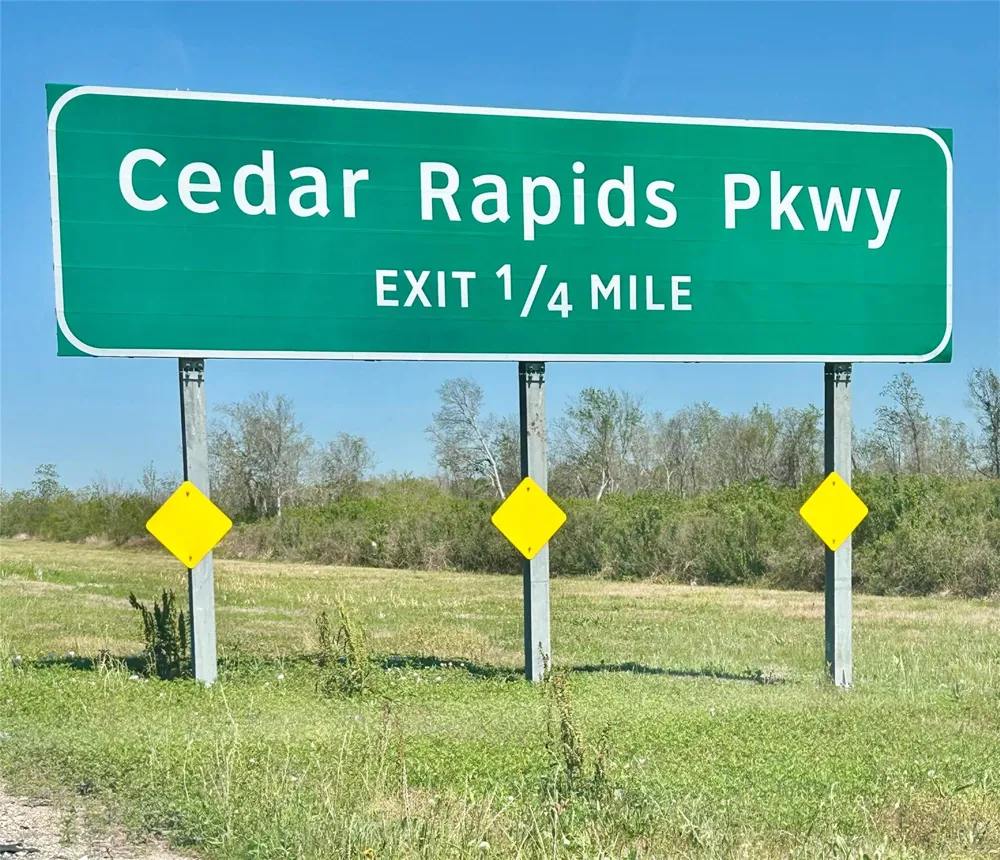 Cedar Rapids Pkwy And Hwy 288 Land Iowa Colony, TX 77583