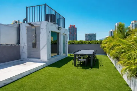 361 Jefferson Ave #3