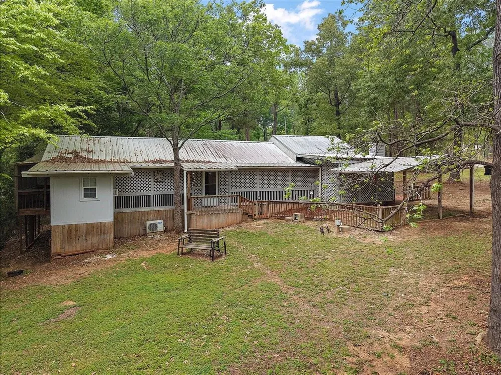 125 Crest Cir Circle Etoile, TX 75944