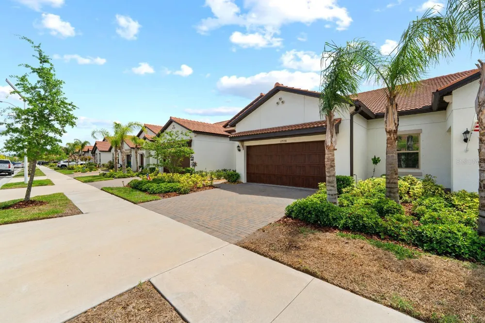 17538 HOLLY WELL AVENUE Wimauma, FL 33598