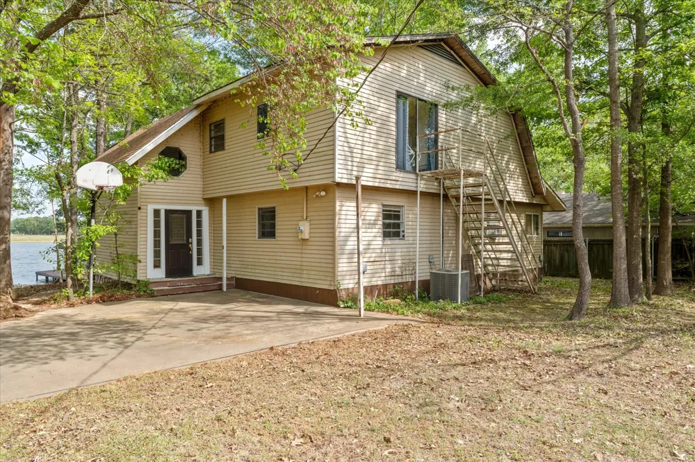 405 Triple S Drive Mount Vernon, TX 75457
