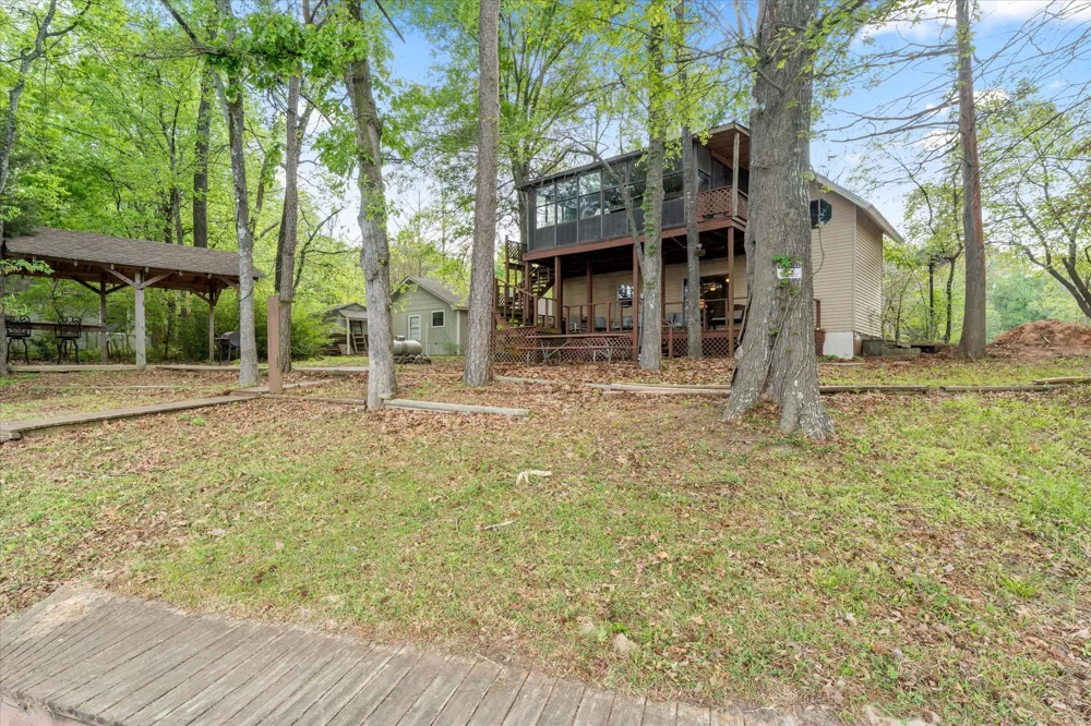 405 Triple S Drive Mount Vernon, TX 75457