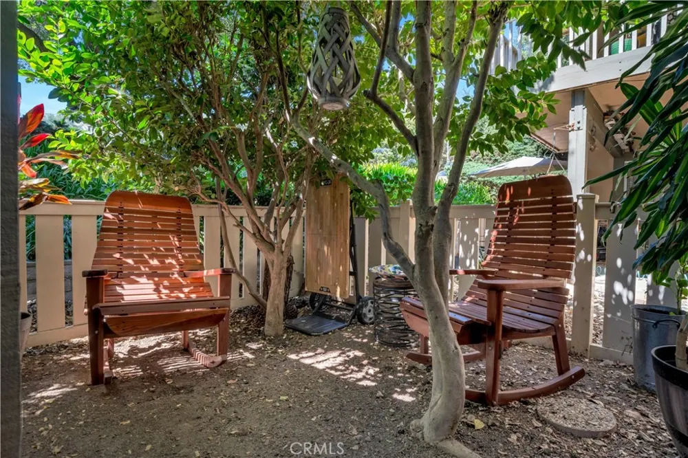 291 Sequoia Court #13 Thousand Oaks, CA 91360
