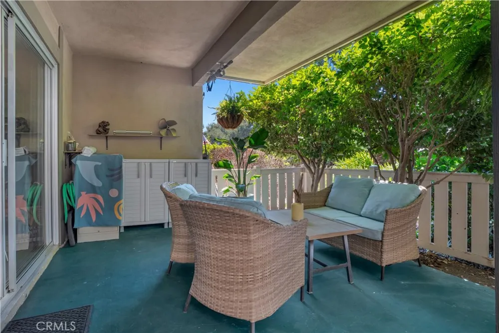 291 Sequoia Court #13 Thousand Oaks, CA 91360