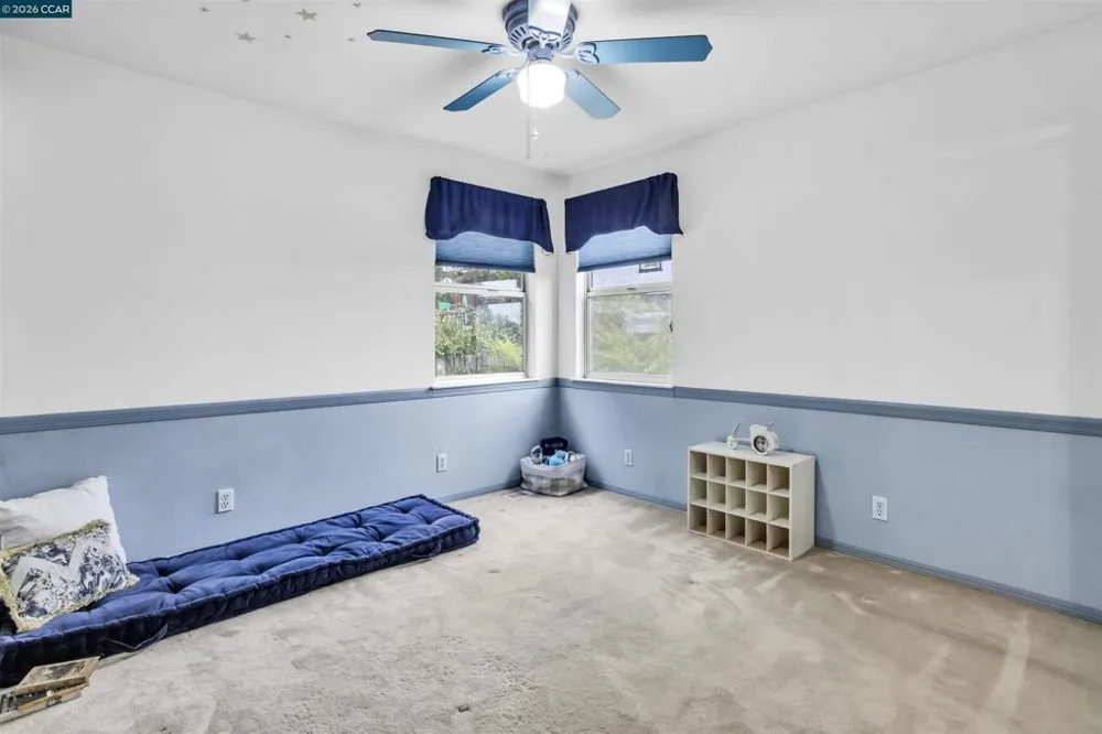 5260 Sunset Dr El Sobrante, CA 94803