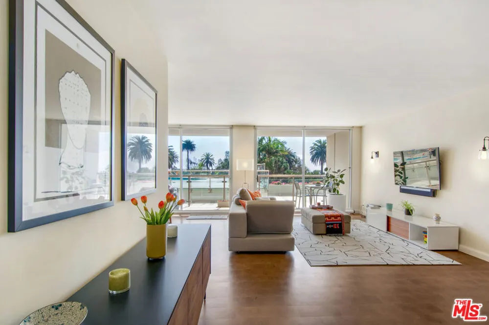 201 Ocean Avenue #301P Santa Monica, CA 90402